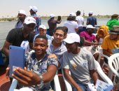 طلاب البرنامج الرئاسى للشباب الأفريقى فى جولة باليخوت بقناة السويس