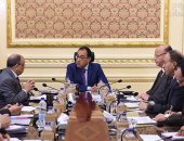 رئيس الوزراء يعقد اجتماعا لاستعراض خطط تطوير النقل العام بالقاهرة الكبرى