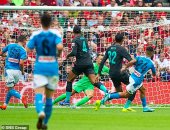 نابولى يقسو على ليفربول بثلاثية فى غياب صلاح.. فيديو 