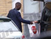 بيبي يجتاز الكشف الطبى فى أرسنال.. صور 