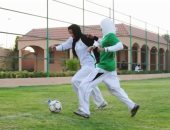 إقامة أول مباراة نسائية على ملعب نادى العروبة بالجوف فى السعودية