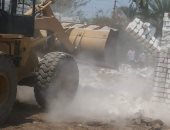 ضمن الموجة الـ13.. إزالة تعديات على مساحة 10063 مترا بسوهاج