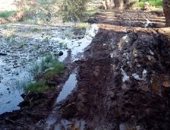 مياه الصرف الصحى تغرق شوارع ومنازل قرية بلاى السنطة بمحافظة الغربية