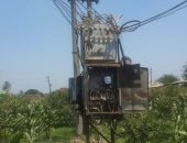 محول كهرباء متهالك يعرض أرواح سكان طوخ غرب بسوهاج للخطر