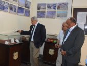 صور.. محافظ المنيا يتفقد مبنى مشروع المحاجر ويتابع إجراءات التراخيص