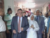 نائب رئيس جامعة الإسكندرية يتفقد استعدادات مستشفى الطلبة لمواجهة حالات طوارئ العيد