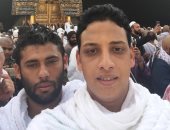 "أحمد" يشارك بصورته فى مناسك الحج ويدعو لمصر وشعبها