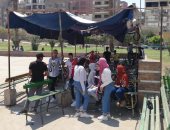 صور.. الأطفال يستمتعون بركوب الدراجات والألعاب الترفيهية بحديقة الفسطاط