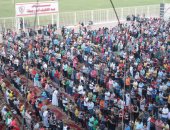شاهد.. احتشاد الآلاف فى نادى الزمالك فى صلاة عيد الآضحى