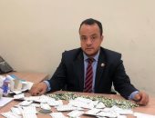 صور.. جمارك مطار القاهرة تحبط محاولتى تهريب كميه من الحشيش والترامادول