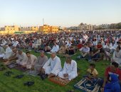 أبناء العريش يشاركون بصور من صلاة العيد فى الساحات الشعبية
