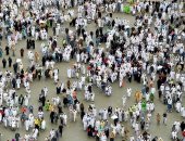 صور.. "دموع ووداع وتبادل عناوين" ملامح الفصل الأخير للحجاج بمنى.. ضيوف الرحمن غير المتعجلين يتوجهون لمكة لأداء طواف الإفاضة.. رئيس بعثة الحج: متابعة طبية للمصابين بالإرهاق وسيارات مجهزة لذوى الاحتياجات الخاصة