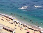 صور.. إقبال كبير على شواطئ الإسكندرية فى رابع أيام عيد الأضحى