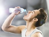 احذر الإفراط فى شرب الماء.. يسبب الصداع والتعب المزمن وضعف العضلات