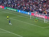 جماهير تشيلسى تطالب بإعادة مباراة السوبر الأوروبى.. صور