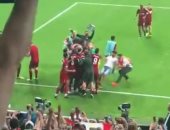 شاهد لحظة إصابة مشجع لحارس ليفربول فى السوبر الأوروبى