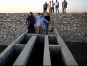 صور .. محافظ الفيوم يتفقد الحزام الأمن ببحيرة قارون