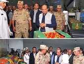 الرئيس السيسى يفتتح 1300 صوبة زراعية بقاعدة محمد نجيب