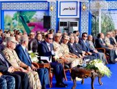صور.. مصر على طريق نهضة زراعية جديدة.. إشادة برلمانية بافتتاح مشروع الـ1300 صوبة بقاعدة "محمد نجيب".. واختيار "بنى سويف-المنيا" للزراعات المحمية.. أبو العلا: يواجه المخاطر المترتبة على الزيادة السكانية
