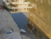 أهالى النوبارية يشكون حال الشوارع: مكسرة ومياه الصرف تملؤها