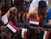 منتخب نيجيريا يؤازر ناشئين اليد أمام ألمانيا فى نهائى المونديال بأعلام مصر