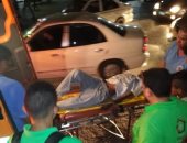 صور.. فريق التدخل السريع بـ"تضامن القليوبية" ينقل مشردا بشبرا لإحدى دور الرعاية