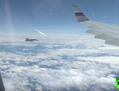 شاهد.. مقاتلات سويسرية تحلق قرب طائرة "بوتين" فى سماء جنيف