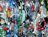 لأول مرة.. تحويل زجاجات المياه البلاستيكية إلى أطراف صناعية