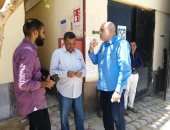 صور.. رئيس مدينة الطود يتفقد مكتب الخدمات البريدية ومحطة مياة الشرب المدمجة 