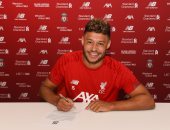 ليفربول يمدد عقد أليكس تشامبرلين حتى عام 2023.. رسميا 