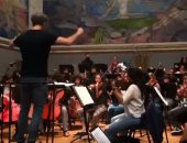 شاهد.. فرقة موسيقية فلسطينية تلفت الأنظار خارج فلسطين