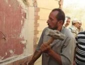 إزالة 5 مقابر مخالفة  مقامة على الأراضى الزراعية بالمنوفية 