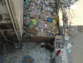 أهالى النهضة يشكون انتشار القمامة حول العقارات