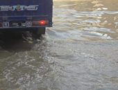 عمارات شارع عمرو بن العاص بفيصل جزيرة فى مياه الصرف الصحى