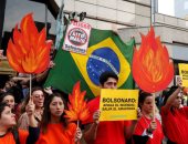 صور.. آلاف البرازيليين يخرجون إلى الشوارع بسبب حرائق غابات الأمازون 