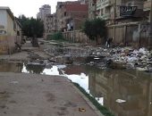 القمامة والصرف الصحى تحاصر شوارع المحلة بالغربية