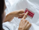 تناول حبوب منع الحمل يمكن أن يعرض النساء لخطر أكبر للوفاة حال الإصابة بكورونا