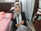 فيديو وصور.. "أمل السيد" حكاية بنت شرقاوية تحدت إعاقتها بالرسم والسباحة والعمل