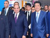 السيسي و "شينزو آبي" يتفقدان معرض منظمة اليابان للتجارة الخارجية..صور