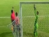 فيديو ..قطع فى الشبكة يؤجل انطلاق مباراة بيراميدز وحرس الحدود فى كأس مصر