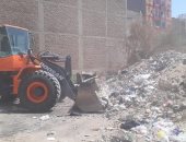 صور.. رفع 25 طن مخلفات وقمامة وأتربة فى حملة نظافة بالأقصر