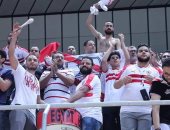 شاهد.. احتفال ملوك الصالات بالمركز الخامس مع جماهير الزمالك بالسعودية