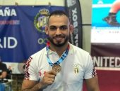محافظ أسيوط يهنىء بطل المصارعة حسام مرغنى لفوزه بذهبية دورة الآلعاب الأفريقية بالمغرب