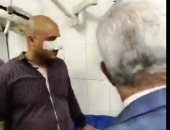 فيديو .. محافظ أسوان يكافئ أمين شرطة بعد إصابته أثناء مطاردة توك توك مخالف