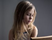 دراسة: الطفولة السعيدة لطفلك لا تحميه من الإصابة بالاضطرابات العقلية
