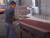 فيديو.. قرية طنان تنافس دمياط في صناعة الموبيليا