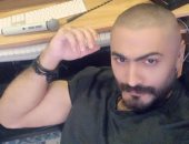 تامر حسنى ينتهى من تسجيل أولى أغانى ألبومه الجديد