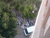 شكوى من تراكم القمامة بجوار سور مستشفى حميات بنها