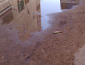 قارئ يشكو من انتشار مياه الصرف الصحى بعمارات صلاح فى مركز بدر بالبحيرة