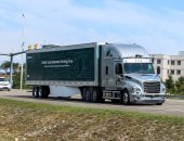 Daimler تبدأ فى اختبار الشاحنات ذاتية القيادة فى الطرق العامة